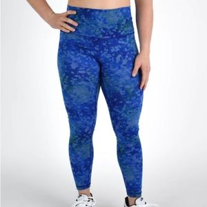 Brand New Never Worn Fleo El Toro 25” leggings